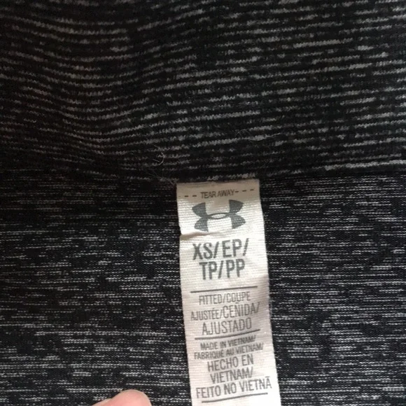 #11 UA vest - Picture 2 of 3